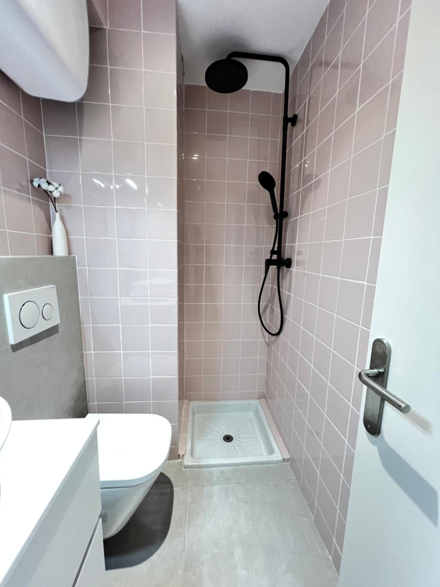 3 Room Apartment, 500M To Beach, Swimming Pool, Nice Terrace โรเซส ภายนอก รูปภาพ